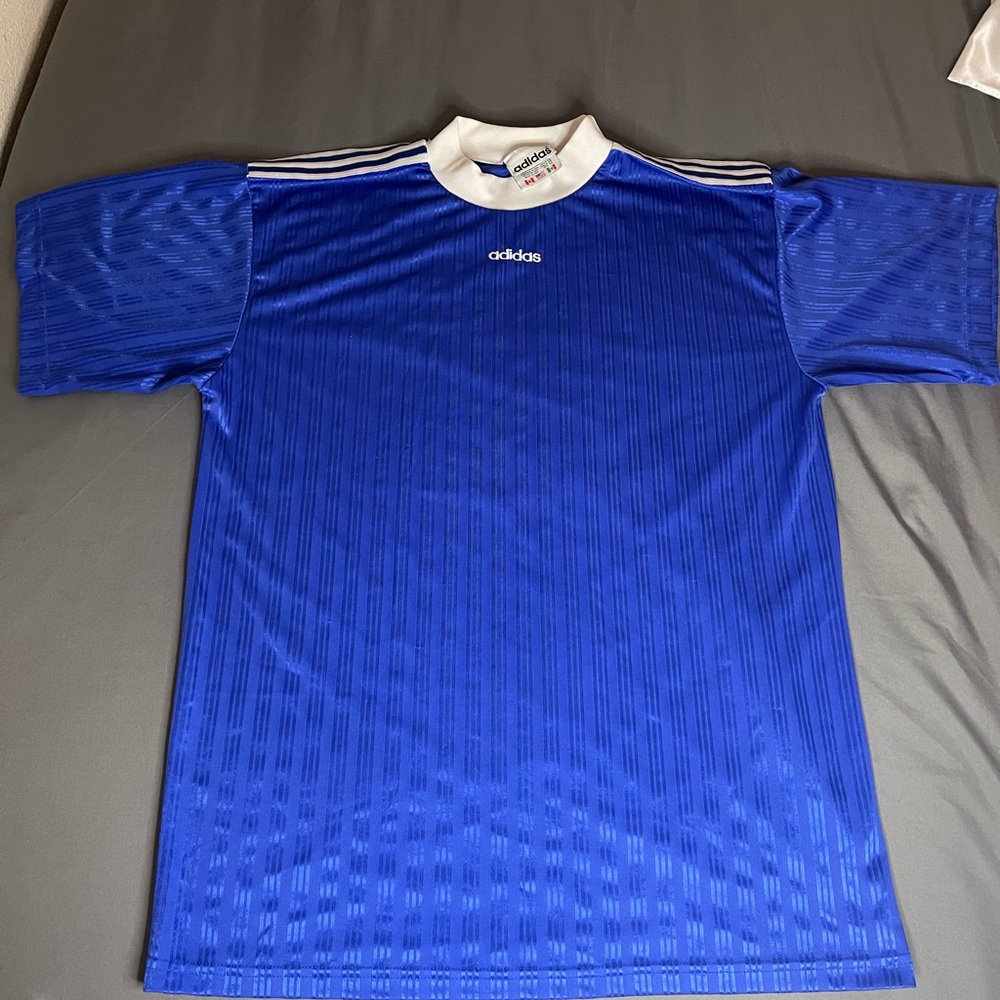 Adidas jersey tee